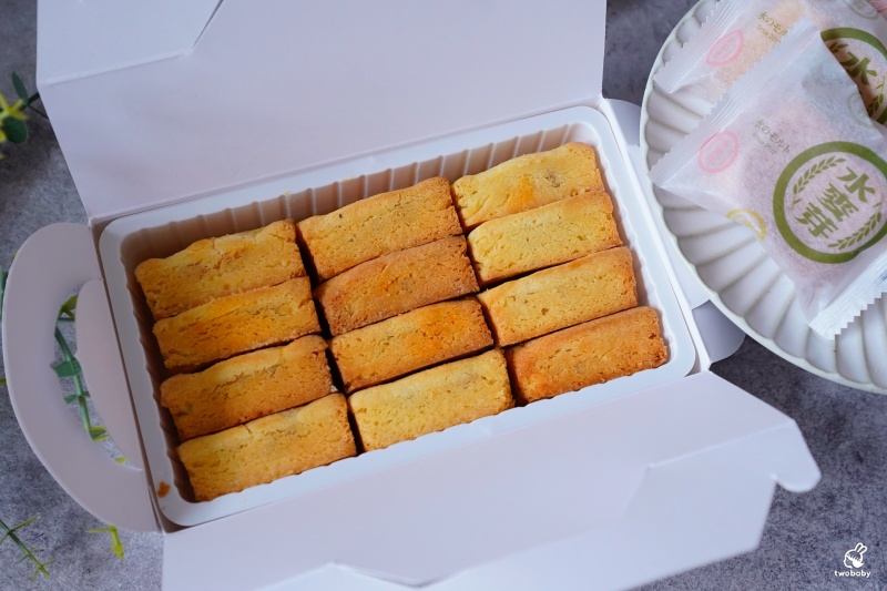 桃園超人氣伴手禮「水麥芽菓子烘焙工坊」蛋黃酥、鳳凰酥、太陽餅一次收服甜點控的心，中秋送禮必看！ @兔貝比的菲比尋嚐