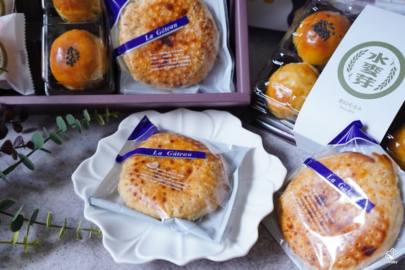 桃園超人氣伴手禮「水麥芽菓子烘焙工坊」蛋黃酥、鳳凰酥、太陽餅一次收服甜點控的心，中秋送禮必看！ @兔貝比的菲比尋嚐