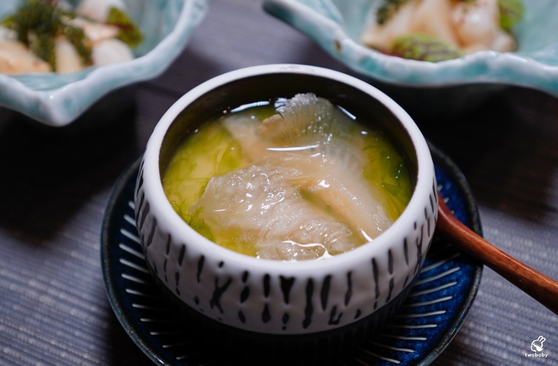 賞鮨手作料理店 1580元套餐享受龍蝦、和牛、海膽等13道料理，基隆高CP值日本料理聚餐首選！ @兔貝比的菲比尋嚐