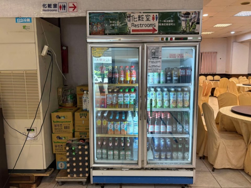 【基隆海鮮桌菜推薦】帝龍海產餐廳｜現撈海鮮好吃份量大 龍蝦三明治必點、蒜泥鮑魚板條、生菜蝦鬆 單點合菜都有 還有免費停車場 @兔貝比的菲比尋嚐