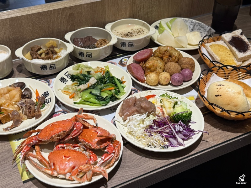 傳品牛排重出江湖了！新址再出發 自助吧只要280元 沙拉、炸物、螃蟹通通有！ @兔貝比的菲比尋嚐