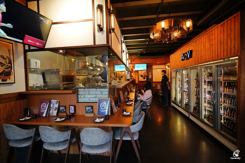 ABV日式居酒館林口長庚店|300款精釀啤酒+日式居酒屋美食 六道料理×六款精釀完美搭配,聚餐小酌首選! @兔貝比的菲比尋嚐 ABV日式居酒館林口長庚店|300款精釀啤酒+日式居酒屋美食 六道料理×六款精釀完美搭配,聚餐小酌首選! @兔貝比的菲比尋嚐
