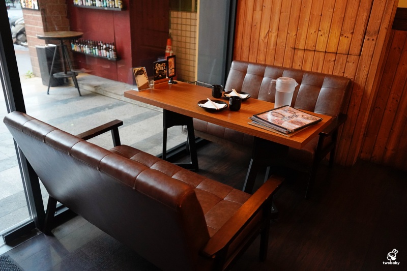 ABV日式居酒館林口長庚店|300款精釀啤酒+日式居酒屋美食 六道料理×六款精釀完美搭配,聚餐小酌首選! @兔貝比的菲比尋嚐 ABV日式居酒館林口長庚店|300款精釀啤酒+日式居酒屋美食 六道料理×六款精釀完美搭配,聚餐小酌首選! @兔貝比的菲比尋嚐