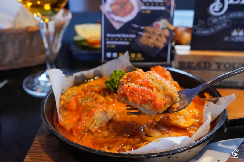 美國雞肉美食月開吃！ABV餐酒館聯手美國家禽蛋品協會 帶你吃遍世界雞料理 @兔貝比的菲比尋嚐