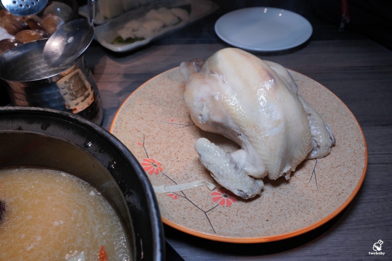 食令 Shabu 大直店｜黃金花膠雞鍋限定登場 活海鮮桌邊服務 台北頂級火鍋推薦！ @兔貝比的菲比尋嚐