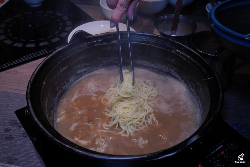 食令 Shabu 大直店｜黃金花膠雞鍋限定登場 活海鮮桌邊服務 台北頂級火鍋推薦！ @兔貝比的菲比尋嚐