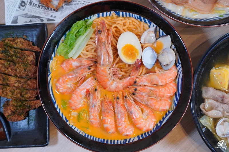 【二春外鍋燒專賣店 板橋埔墘店】每日現煮湯頭＋澎湃配料，十多種湯頭想吃哪款自己搭！ @兔貝比的菲比尋嚐