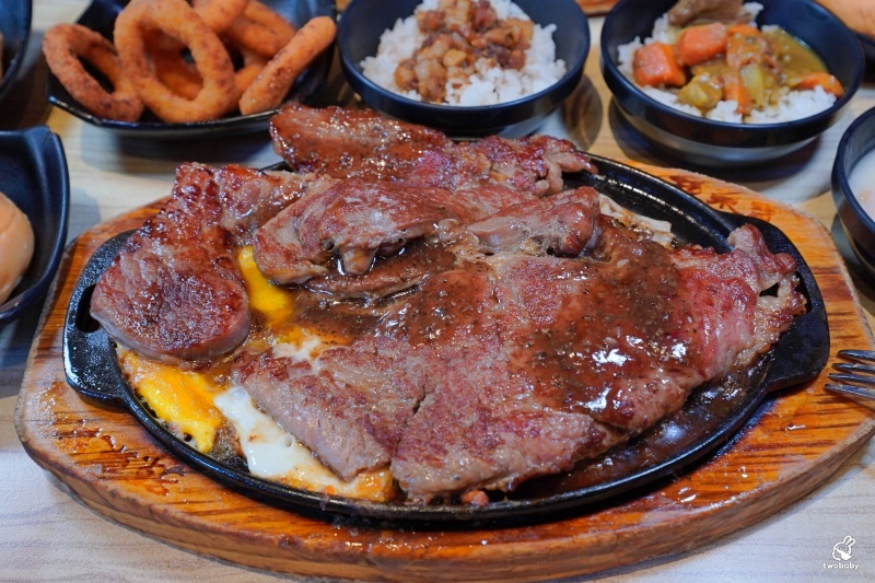 孫東寶台式牛排教父大同雙連店｜雙連站牛排推薦 100%原肉主義的台式牛排鼻祖 還有雙節同慶活動限定優惠唷！ @兔貝比的菲比尋嚐
