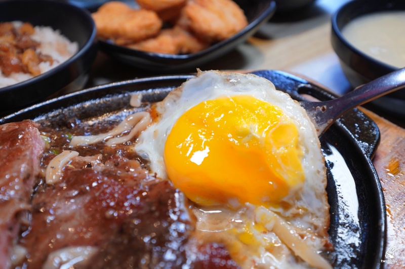 孫東寶台式牛排教父大同雙連店｜雙連站牛排推薦 100%原肉主義的台式牛排鼻祖 還有雙節同慶活動限定優惠唷！ @兔貝比的菲比尋嚐