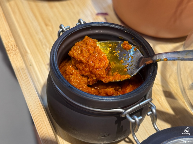 新美香咖喱 Kurry Curry｜忠孝復興安東街排隊名店！台式蔥油餅遇上濃郁南洋咖哩的奇妙融合 @兔貝比的菲比尋嚐