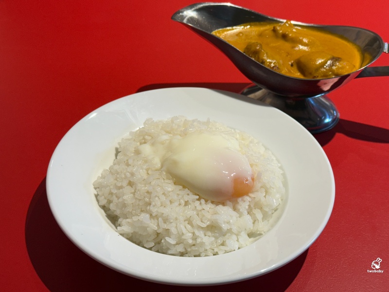 新美香咖喱 Kurry Curry｜忠孝復興安東街排隊名店！台式蔥油餅遇上濃郁南洋咖哩的奇妙融合 @兔貝比的菲比尋嚐