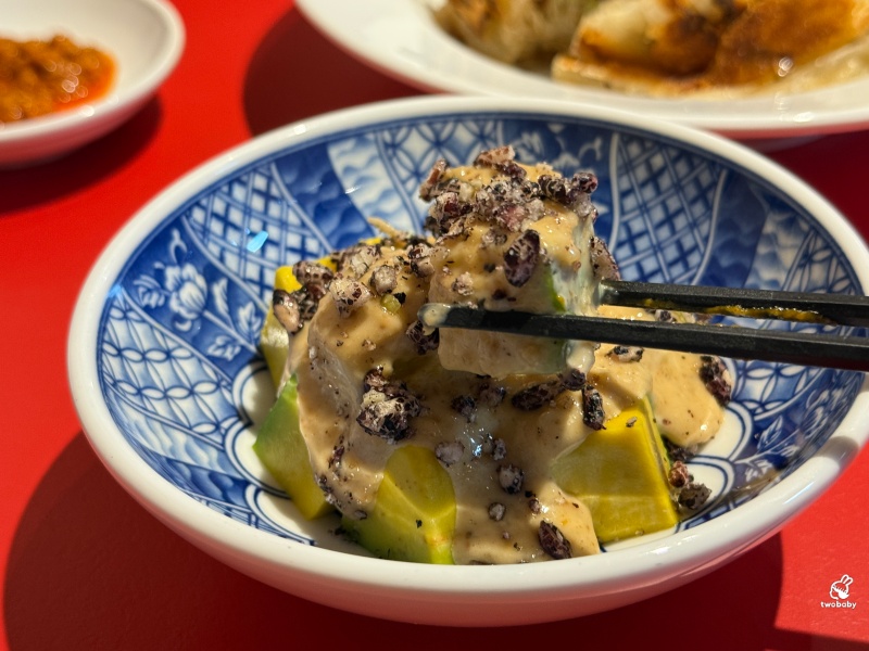 新美香咖喱 Kurry Curry｜忠孝復興安東街排隊名店！台式蔥油餅遇上濃郁南洋咖哩的奇妙融合 @兔貝比的菲比尋嚐