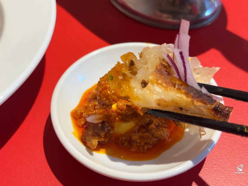 新美香咖喱 Kurry Curry｜忠孝復興安東街排隊名店！台式蔥油餅遇上濃郁南洋咖哩的奇妙融合 @兔貝比的菲比尋嚐