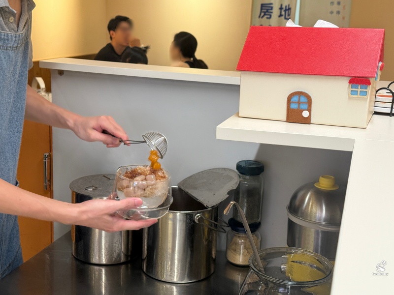 桃園第一家重慶冰粉！豆來重慶冰粉咕溜滑嫩 低卡無負擔 清新系甜品一定要試試！ @兔貝比的菲比尋嚐