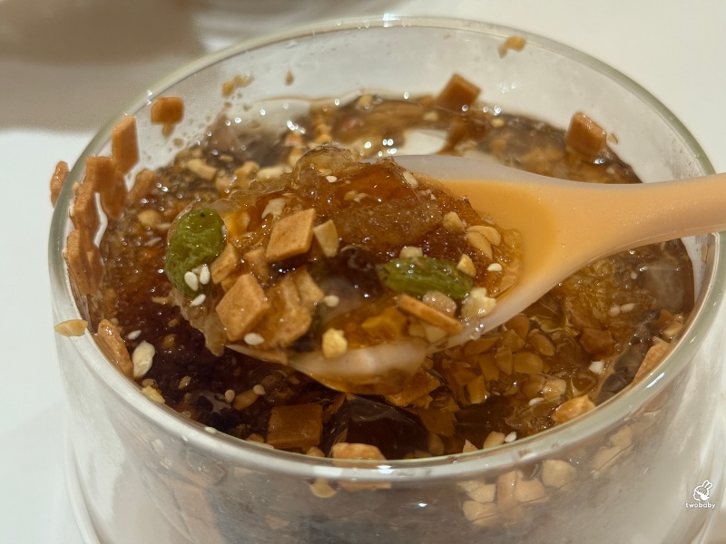 桃園第一家重慶冰粉！豆來重慶冰粉咕溜滑嫩 低卡無負擔 清新系甜品一定要試試！ @兔貝比的菲比尋嚐