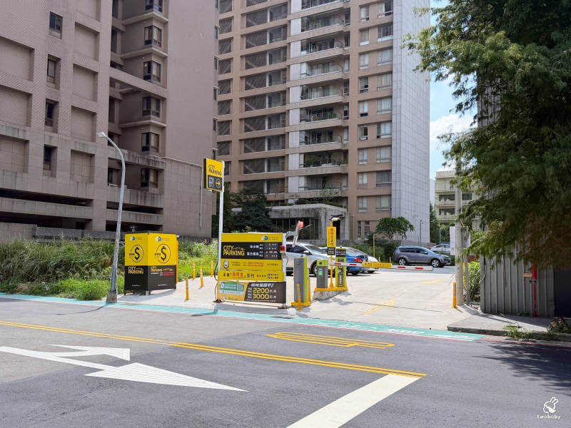 ABV地中海餐酒館林口文三店｜林口最美西班牙餐廳！挑高八米歐風空間、300款精釀啤酒、西班牙海鮮飯與Tapas料理 尾牙春酒聚餐首選就在這間！ @兔貝比的菲比尋嚐