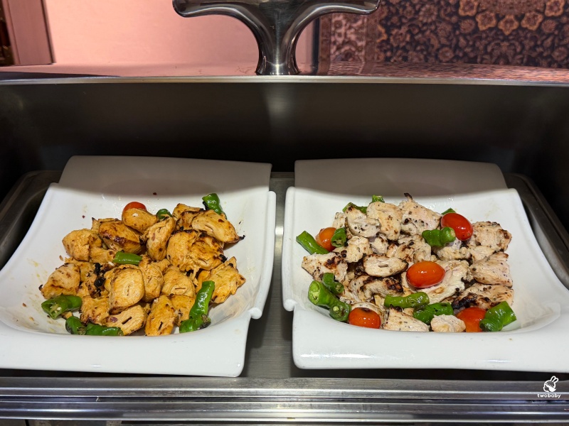 一千零一夜廚房 全台唯一中東波斯料理吃到飽，道地波斯香料饗宴，宛如一秒飛到伊朗！ @兔貝比的菲比尋嚐