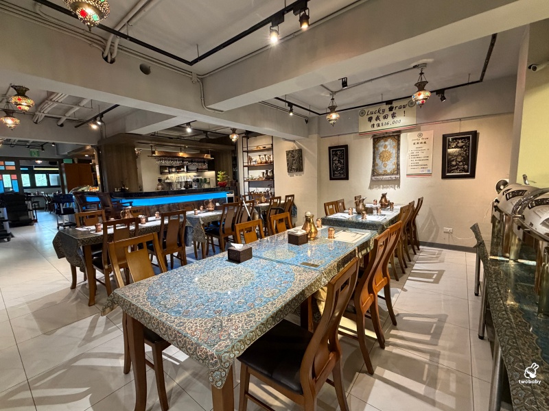 一千零一夜廚房 全台唯一中東波斯料理吃到飽，道地波斯香料饗宴，宛如一秒飛到伊朗！ @兔貝比的菲比尋嚐