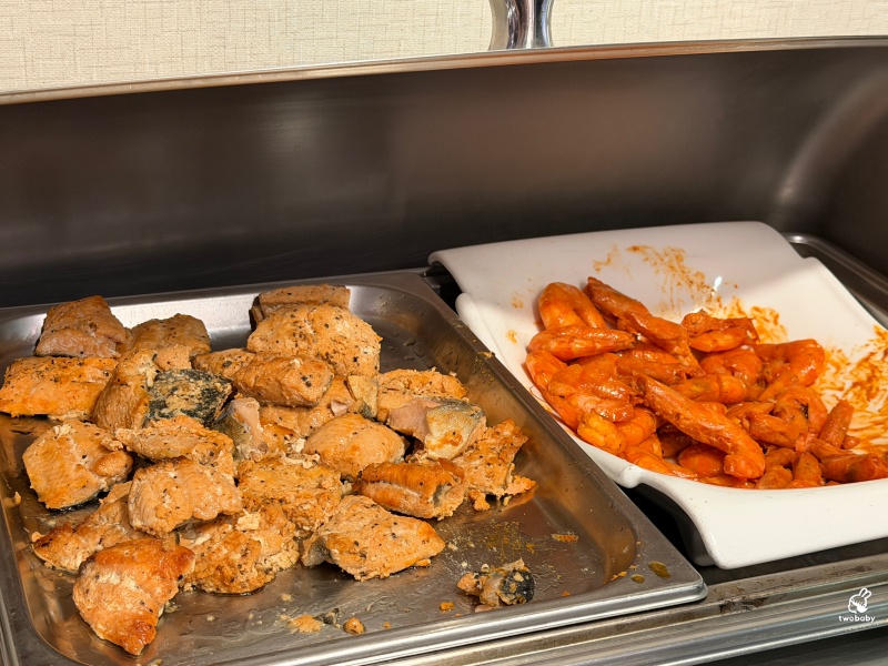一千零一夜廚房 全台唯一中東波斯料理吃到飽，道地波斯香料饗宴，宛如一秒飛到伊朗！ @兔貝比的菲比尋嚐