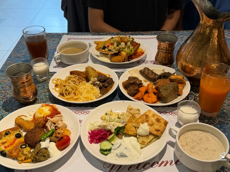 一千零一夜廚房 全台唯一中東波斯料理吃到飽，道地波斯香料饗宴，宛如一秒飛到伊朗！ @兔貝比的菲比尋嚐