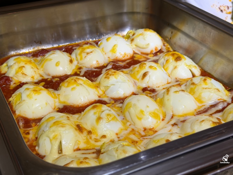 一千零一夜廚房 全台唯一中東波斯料理吃到飽，道地波斯香料饗宴，宛如一秒飛到伊朗！ @兔貝比的菲比尋嚐