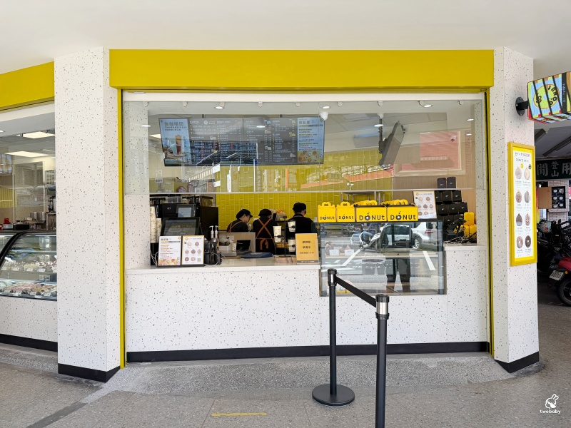 85℃ 生甜甜圈研究所 板橋重慶店  北部首發現炸爆餡甜甜圈 新口味登場！ @兔貝比的菲比尋嚐