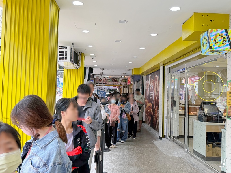 85℃ 生甜甜圈研究所 板橋重慶店  北部首發現炸爆餡甜甜圈 新口味登場！ @兔貝比的菲比尋嚐