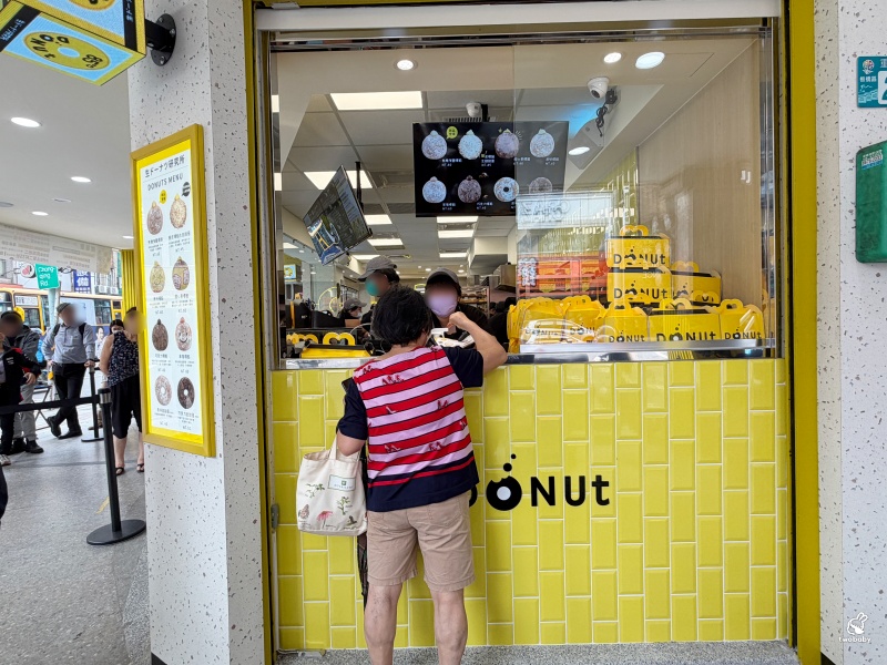 85℃ 生甜甜圈研究所 板橋重慶店  北部首發現炸爆餡甜甜圈 新口味登場！ @兔貝比的菲比尋嚐