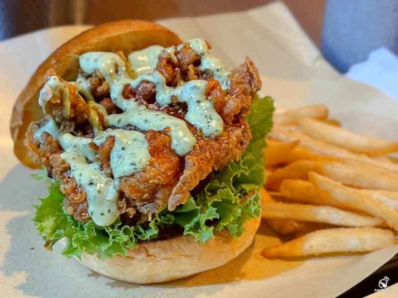 Clucking Good|古亭捷運旁超人氣美式炸雞漢堡店!辣蜂蜜雞堡、黑松露雞堡必吃推薦 @兔貝比的菲比尋嚐 Clucking Good|古亭捷運旁超人氣美式炸雞漢堡店!辣蜂蜜雞堡、黑松露雞堡必吃推薦 @兔貝比的菲比尋嚐
