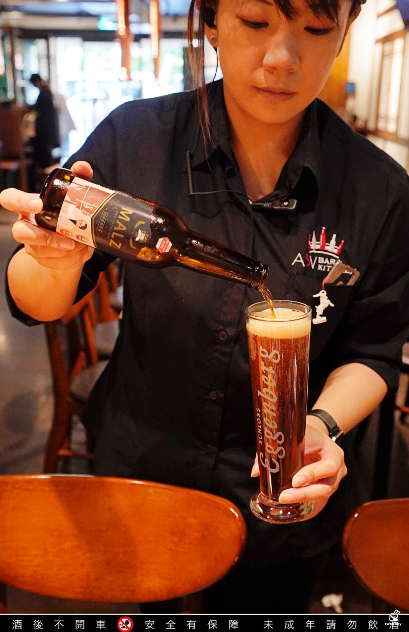 ABV 韓式餐酒館 板橋店|主打韓式烤肉、部隊鍋、炸雞, 搭配300款世界精釀啤酒,體驗正宗韓國「燒啤文化」 @兔貝比的菲比尋嚐 ABV 韓式餐酒館 板橋店|主打韓式烤肉、部隊鍋、炸雞, 搭配300款世界精釀啤酒,體驗正宗韓國「燒啤文化」 @兔貝比的菲比尋嚐