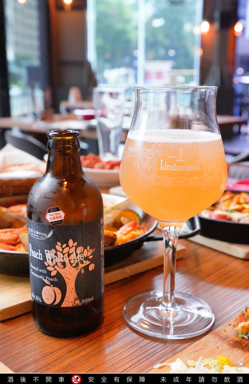 ABV地中海餐酒館林口文三店｜林口最美西班牙餐廳！挑高八米歐風空間、300款精釀啤酒、西班牙海鮮飯與Tapas料理 尾牙春酒聚餐首選就在這間！ @兔貝比的菲比尋嚐