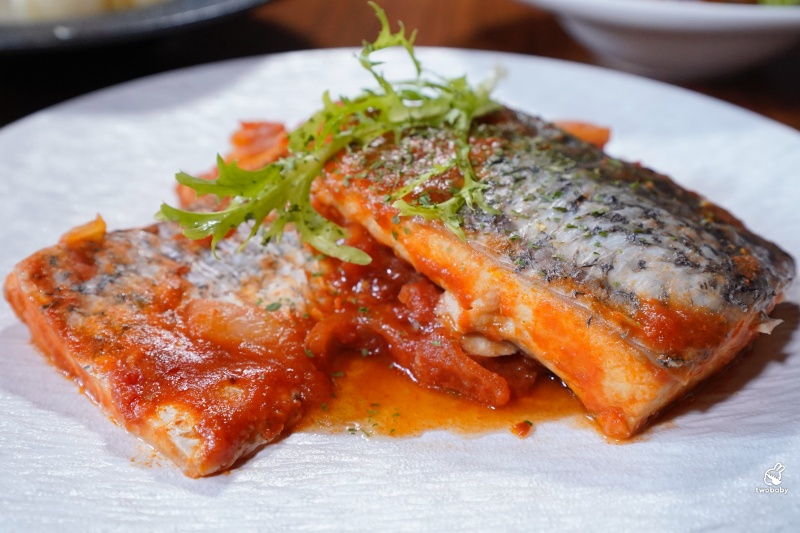 ABV地中海餐酒館台中概念店｜台中西班牙料理推薦，700款精釀啤酒與西班牙料理的完美相遇！ @兔貝比的菲比尋嚐