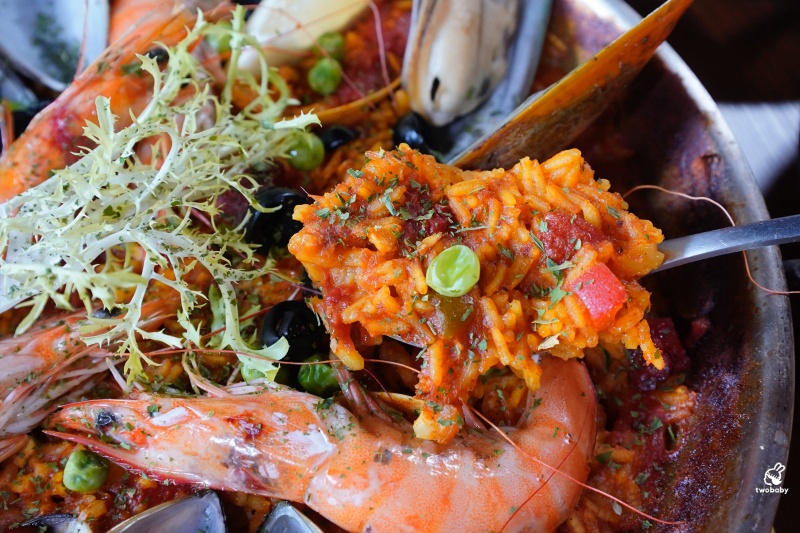 ABV地中海餐酒館台中概念店|台中西班牙料理推薦,700款精釀啤酒與西班牙料理的完美相遇! @兔貝比的菲比尋嚐 ABV地中海餐酒館台中概念店|台中西班牙料理推薦,700款精釀啤酒與西班牙料理的完美相遇! @兔貝比的菲比尋嚐