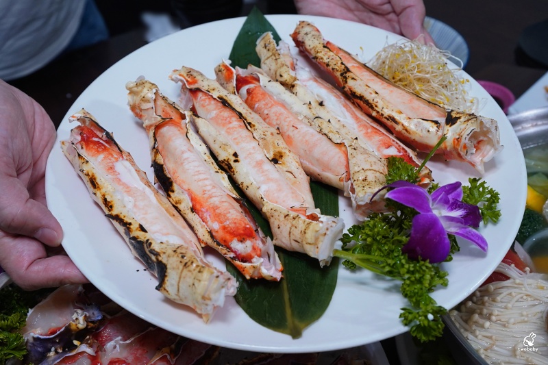 鮮滿樓海鮮料理｜北海岸野柳萬里活海鮮推薦 不用飛日本，也能品嚐帝王蟹火烤2吃的極致海味！ @兔貝比的菲比尋嚐