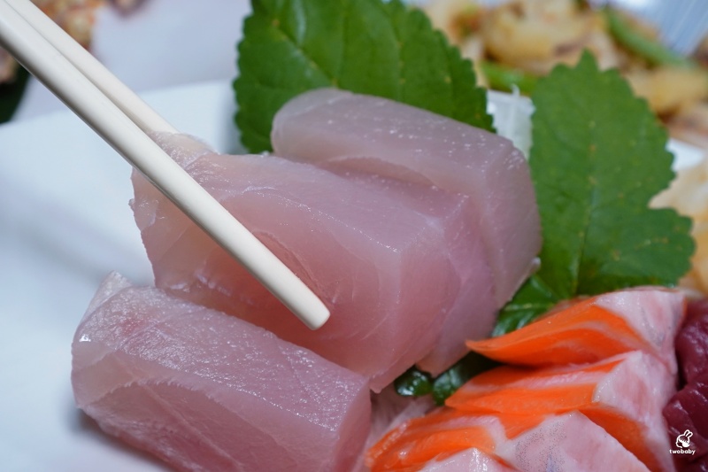 鮮滿樓海鮮料理｜北海岸野柳萬里活海鮮推薦 不用飛日本，也能品嚐帝王蟹火烤2吃的極致海味！ @兔貝比的菲比尋嚐
