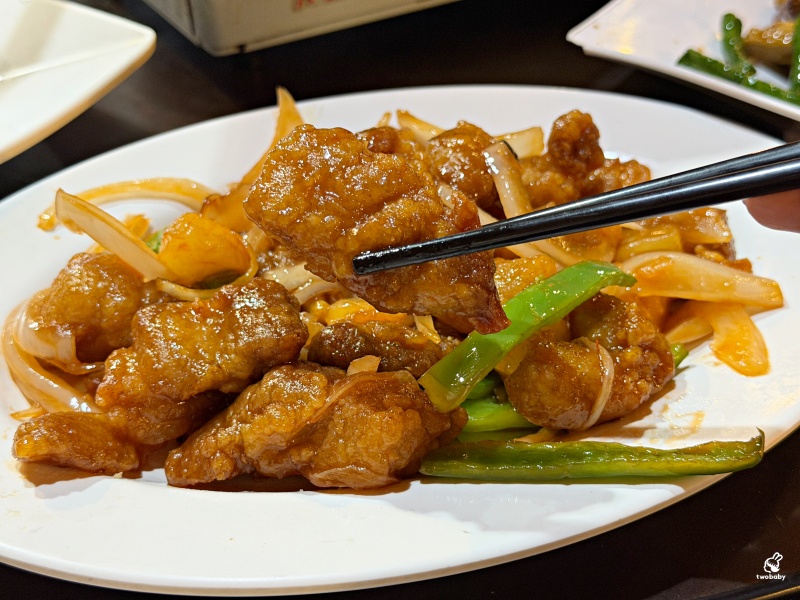 【三峽聚餐推薦】台灣磚窯雞三峽店|龍眼木烤全雞、雞油拌飯吃到飽!合菜 3000 起超澎湃,百人團體都坐得下大型聚餐餐廳 @兔貝比的菲比尋嚐 【三峽聚餐推薦】台灣磚窯雞三峽店|龍眼木烤全雞、雞油拌飯吃到飽!合菜 3000 起超澎湃,百人團體都坐得下大型聚餐餐廳 @兔貝比的菲比尋嚐