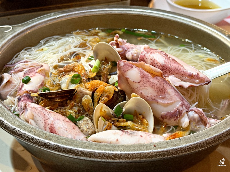 【三峽聚餐推薦】台灣磚窯雞三峽店|龍眼木烤全雞、雞油拌飯吃到飽!合菜 3000 起超澎湃,百人團體都坐得下大型聚餐餐廳 @兔貝比的菲比尋嚐 【三峽聚餐推薦】台灣磚窯雞三峽店|龍眼木烤全雞、雞油拌飯吃到飽!合菜 3000 起超澎湃,百人團體都坐得下大型聚餐餐廳 @兔貝比的菲比尋嚐
