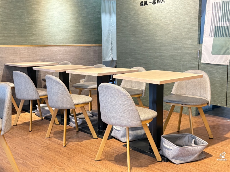 任風咖哩|板橋平價咖哩 古早味鹹酥雞咖哩、轟炸雞腿必點 內用免費加飯加醬 @兔貝比的菲比尋嚐 任風咖哩|板橋平價咖哩 古早味鹹酥雞咖哩、轟炸雞腿必點 內用免費加飯加醬 @兔貝比的菲比尋嚐