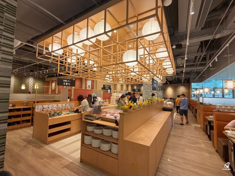 新莊美食｜涮乃葉新莊宏匯i-Tower店 日式火鍋吃到飽480元起 9種湯頭任你挑、肉品無限續、還有霜淇淋＋冰沙甜點整個吃到爽！ @兔貝比的菲比尋嚐