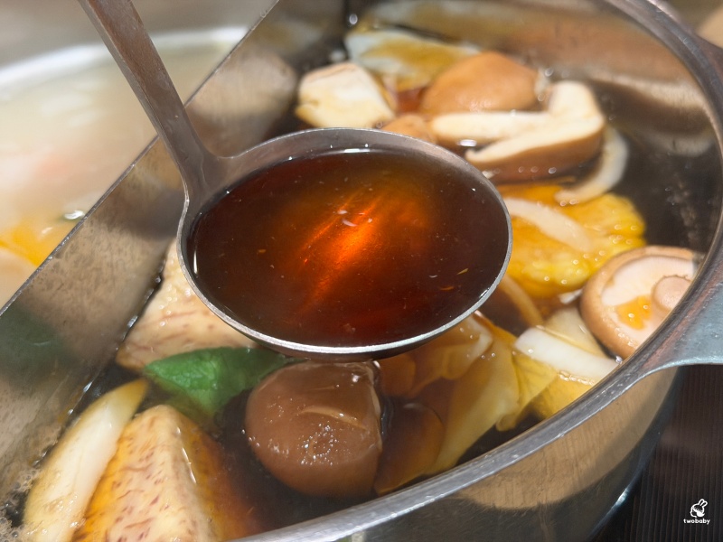 新莊美食｜涮乃葉新莊宏匯i-Tower店 日式火鍋吃到飽480元起 9種湯頭任你挑、肉品無限續、還有霜淇淋＋冰沙甜點整個吃到爽！ @兔貝比的菲比尋嚐