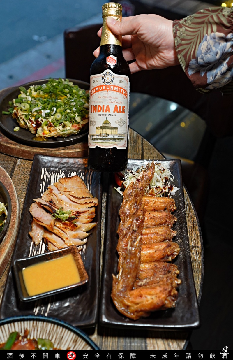 ABV日式居酒館中山店 昭和氛圍裡的日系廣島燒 &times; 稻草燒 &times; 300 款精釀啤酒 中山站深夜聚會首選！ @兔貝比的菲比尋嚐