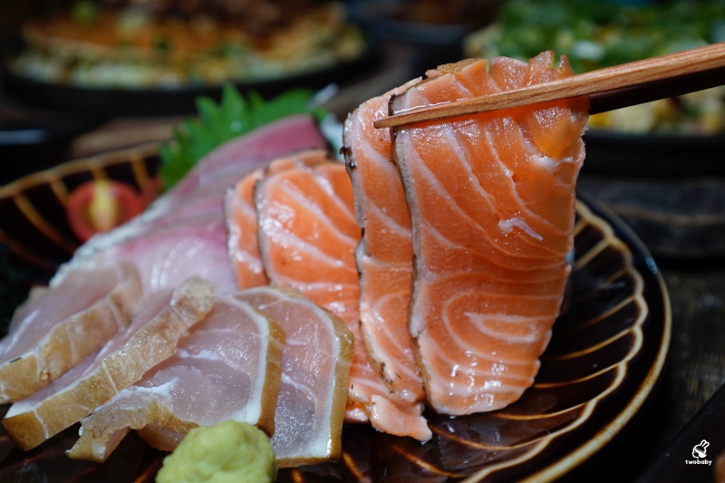 ABV日式居酒館中山店 昭和氛圍裡的日系廣島燒 × 稻草燒 × 300 款精釀啤酒 中山站深夜聚會首選! @兔貝比的菲比尋嚐 ABV日式居酒館中山店 昭和氛圍裡的日系廣島燒 × 稻草燒 × 300 款精釀啤酒 中山站深夜聚會首選! @兔貝比的菲比尋嚐