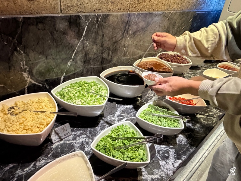辛殿麻辣鍋松江店|台北經典吃到飽麻辣鍋 招牌紅白湯 肉海鮮甜點一次滿足! @兔貝比的菲比尋嚐 辛殿麻辣鍋松江店|台北經典吃到飽麻辣鍋 招牌紅白湯 肉海鮮甜點一次滿足! @兔貝比的菲比尋嚐