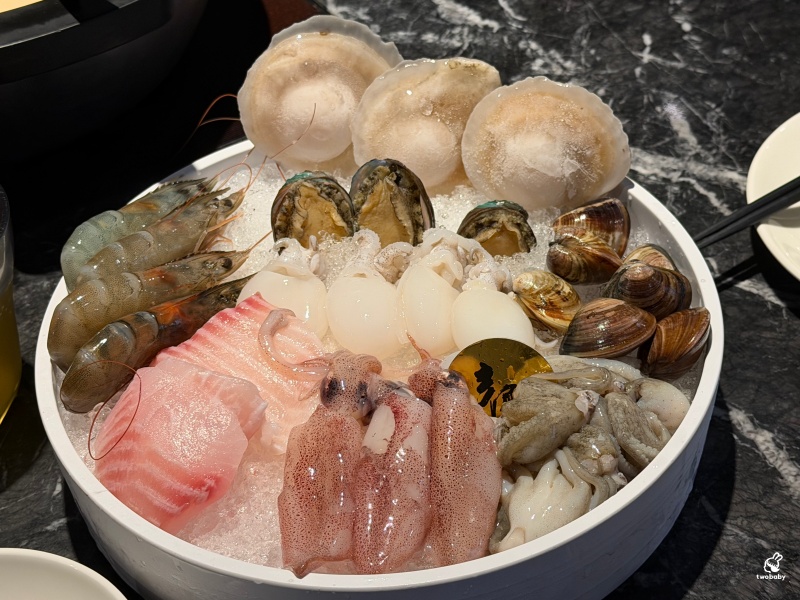 辛殿麻辣鍋松江店|台北經典吃到飽麻辣鍋 招牌紅白湯 肉海鮮甜點一次滿足! @兔貝比的菲比尋嚐 辛殿麻辣鍋松江店|台北經典吃到飽麻辣鍋 招牌紅白湯 肉海鮮甜點一次滿足! @兔貝比的菲比尋嚐