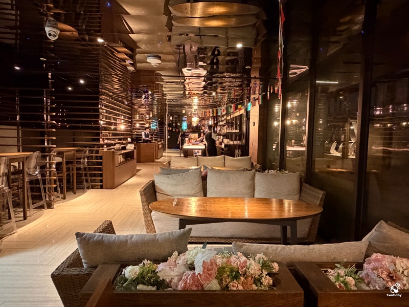 宜蘭住宿推薦｜村却國際溫泉酒店，一泊二食升級星隅客房＋百萬夜景  超殺團購2大送2小只要7XXX元！