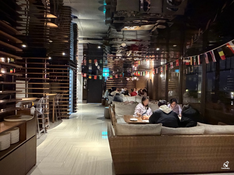 宜蘭住宿推薦｜村却國際溫泉酒店，一泊二食升級星隅客房＋百萬夜景  超殺團購2大送2小只要7XXX元！