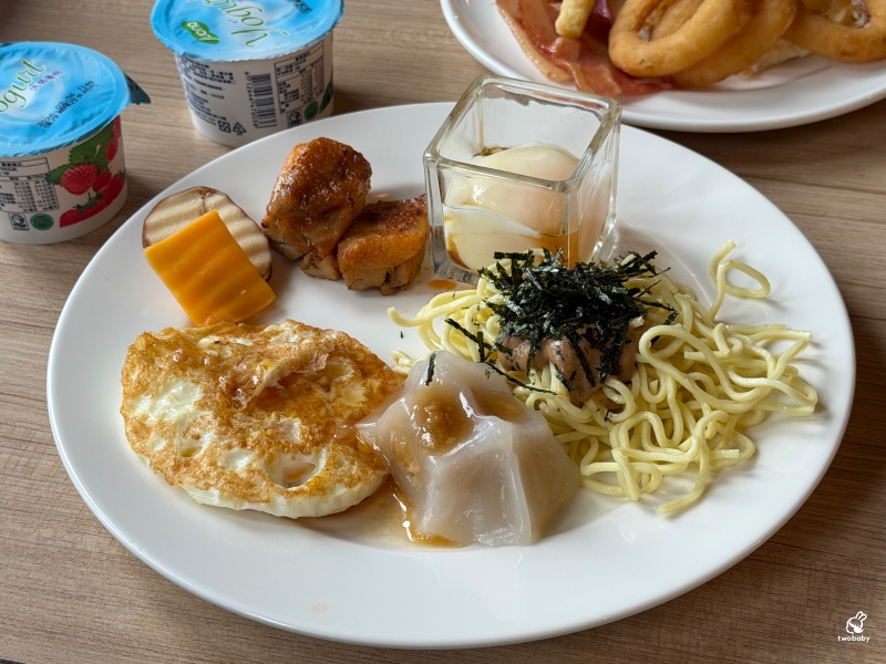宜蘭住宿推薦｜村却國際溫泉酒店，一泊二食升級星隅客房＋百萬夜景  超殺團購2大送2小只要7XXX元！