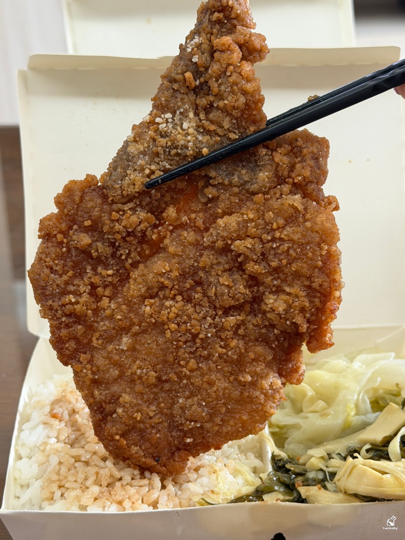 板橋蔡家排骨飯 福德市場裡的老字號便當店,從早賣到晚! @兔貝比的菲比尋嚐 板橋蔡家排骨飯 福德市場裡的老字號便當店,從早賣到晚! @兔貝比的菲比尋嚐