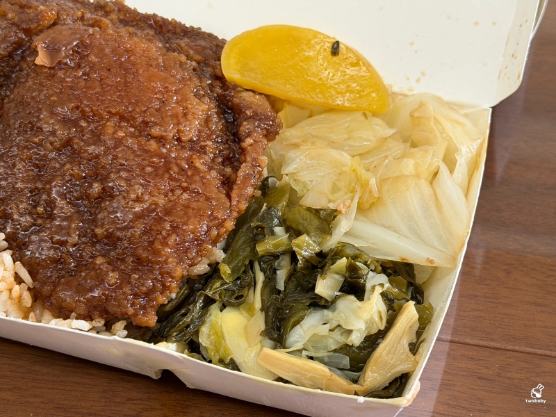 板橋蔡家排骨飯 福德市場裡的老字號便當店,從早賣到晚! @兔貝比的菲比尋嚐 板橋蔡家排骨飯 福德市場裡的老字號便當店,從早賣到晚! @兔貝比的菲比尋嚐