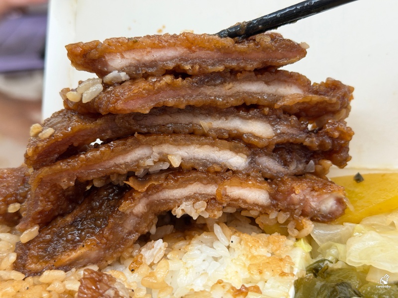 板橋蔡家排骨飯 福德市場裡的老字號便當店,從早賣到晚! @兔貝比的菲比尋嚐 板橋蔡家排骨飯 福德市場裡的老字號便當店,從早賣到晚! @兔貝比的菲比尋嚐
